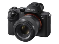 Sony SEL50F18F Objektiv